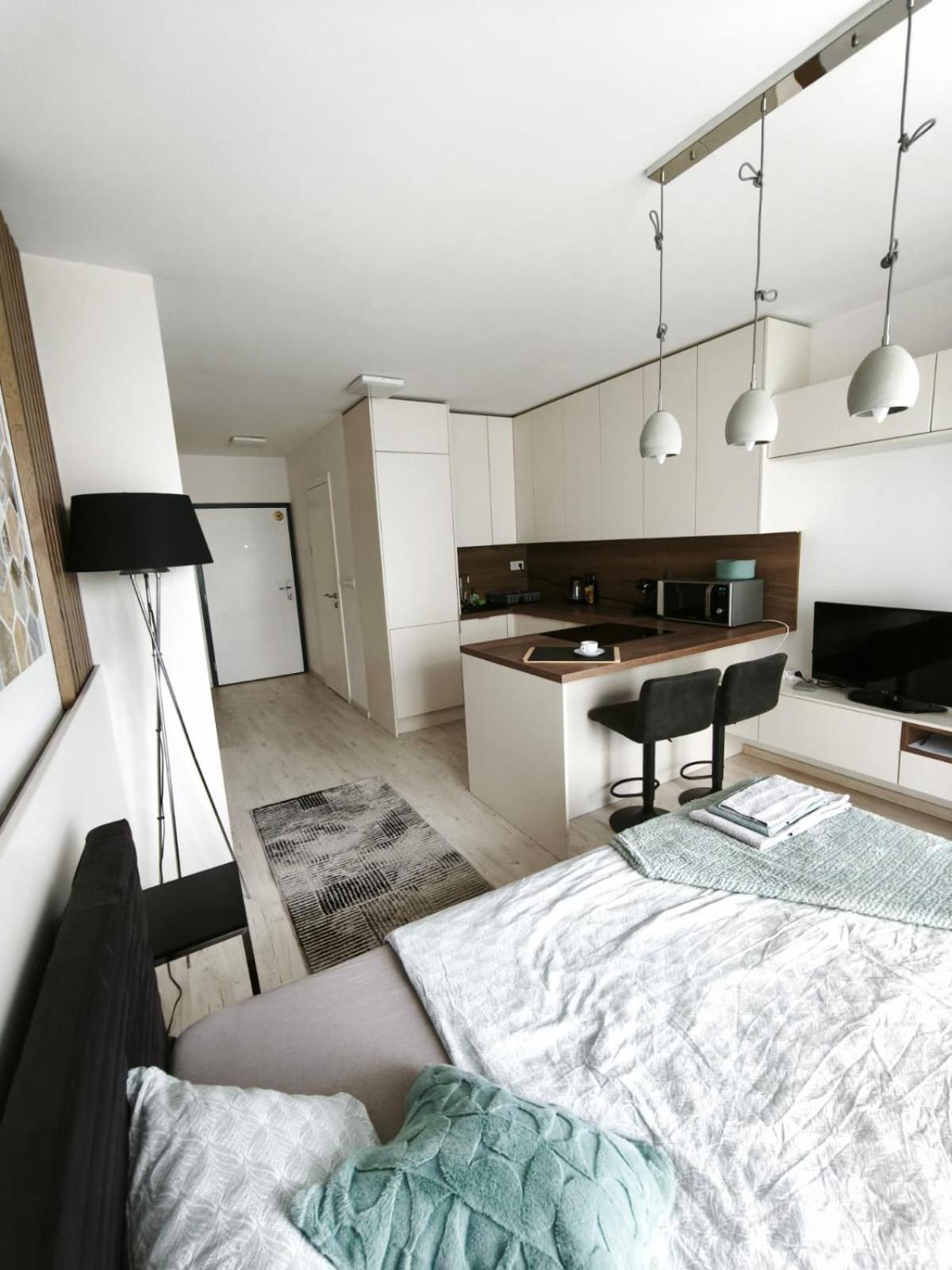 Cozy Urban - Balcony With Garden View Bratislava