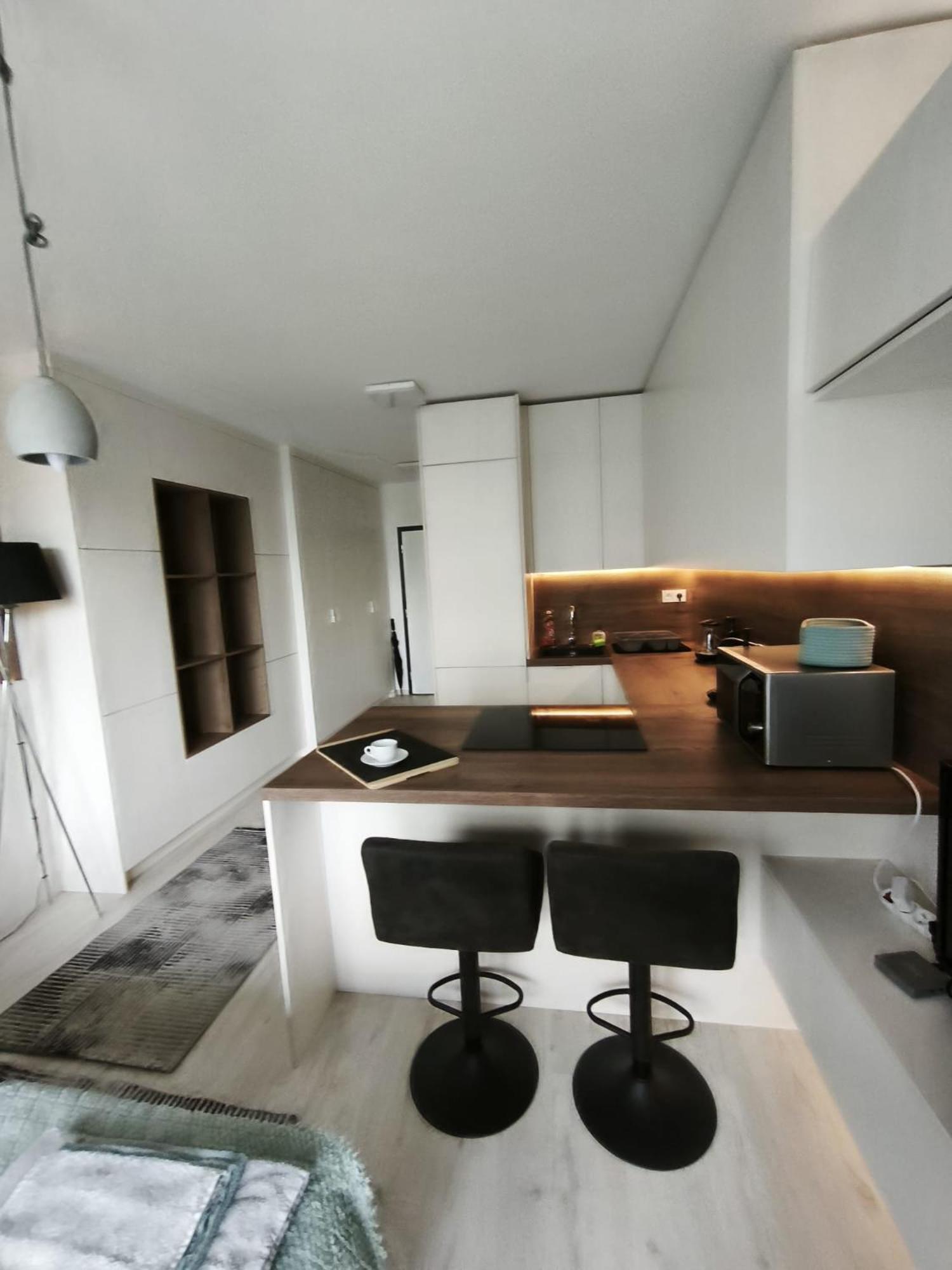 Apartment Cozy Urban - Balcony With Garden View Pressburg